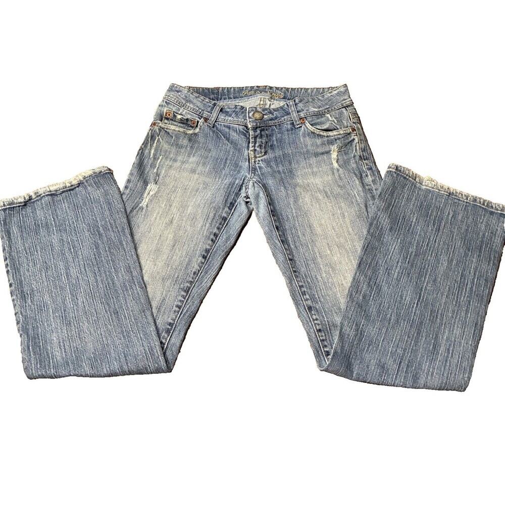 American Eagle Jeans Artist, Size 6 Short, Low Rise Boot Cut, Distressed